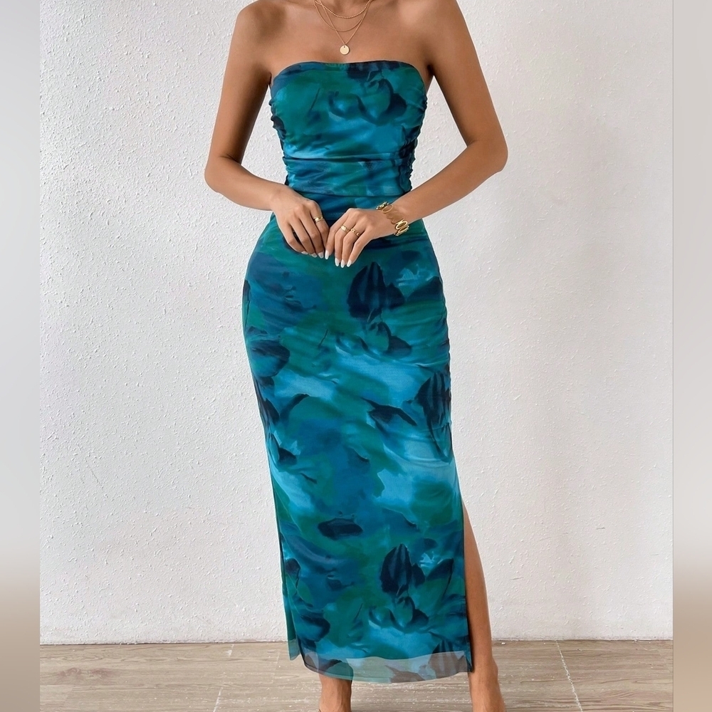 Allover Print Ruched Side Tube Bodycon Dress - Picture 5 of 5